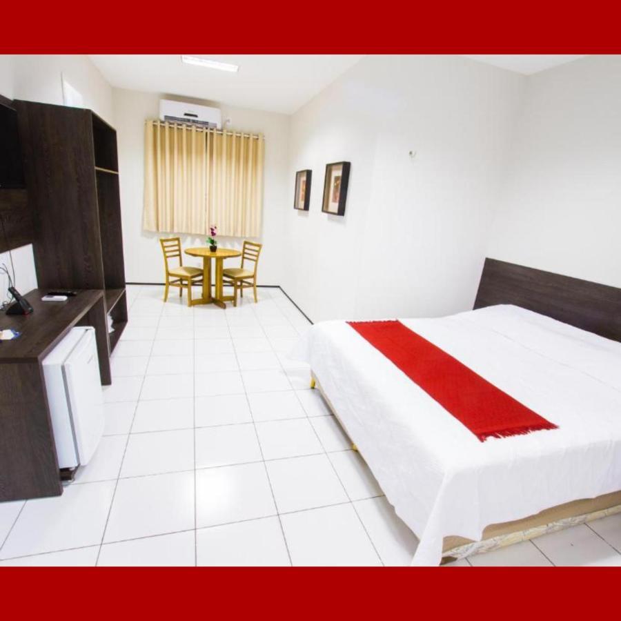 Holiday Hotel Picos Esterno foto
